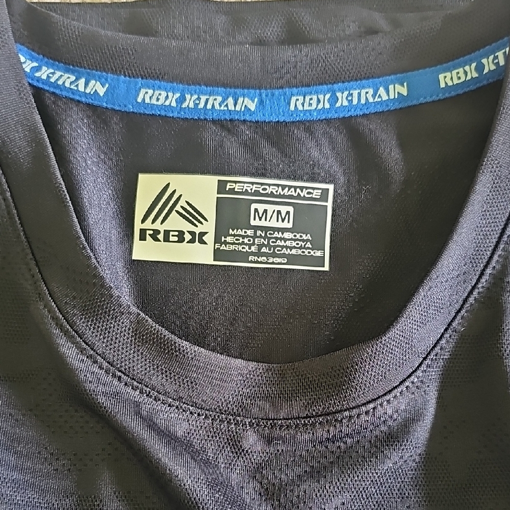 Reebok Black Short Sleeve Men's Tee - Picture 6 of 6